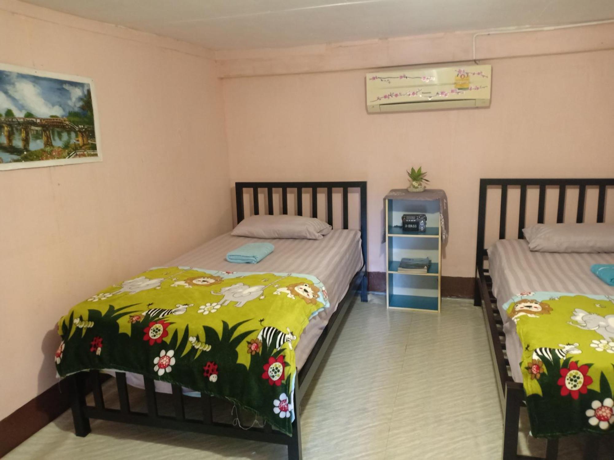 Baanchaokoh Homestay Канчанабури Экстерьер фото
