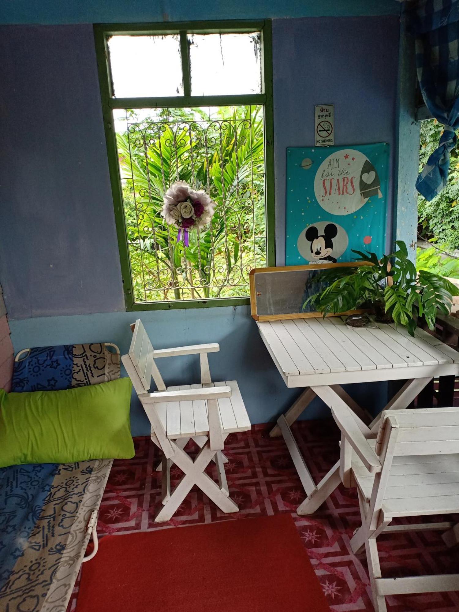 Baanchaokoh Homestay Канчанабури Экстерьер фото