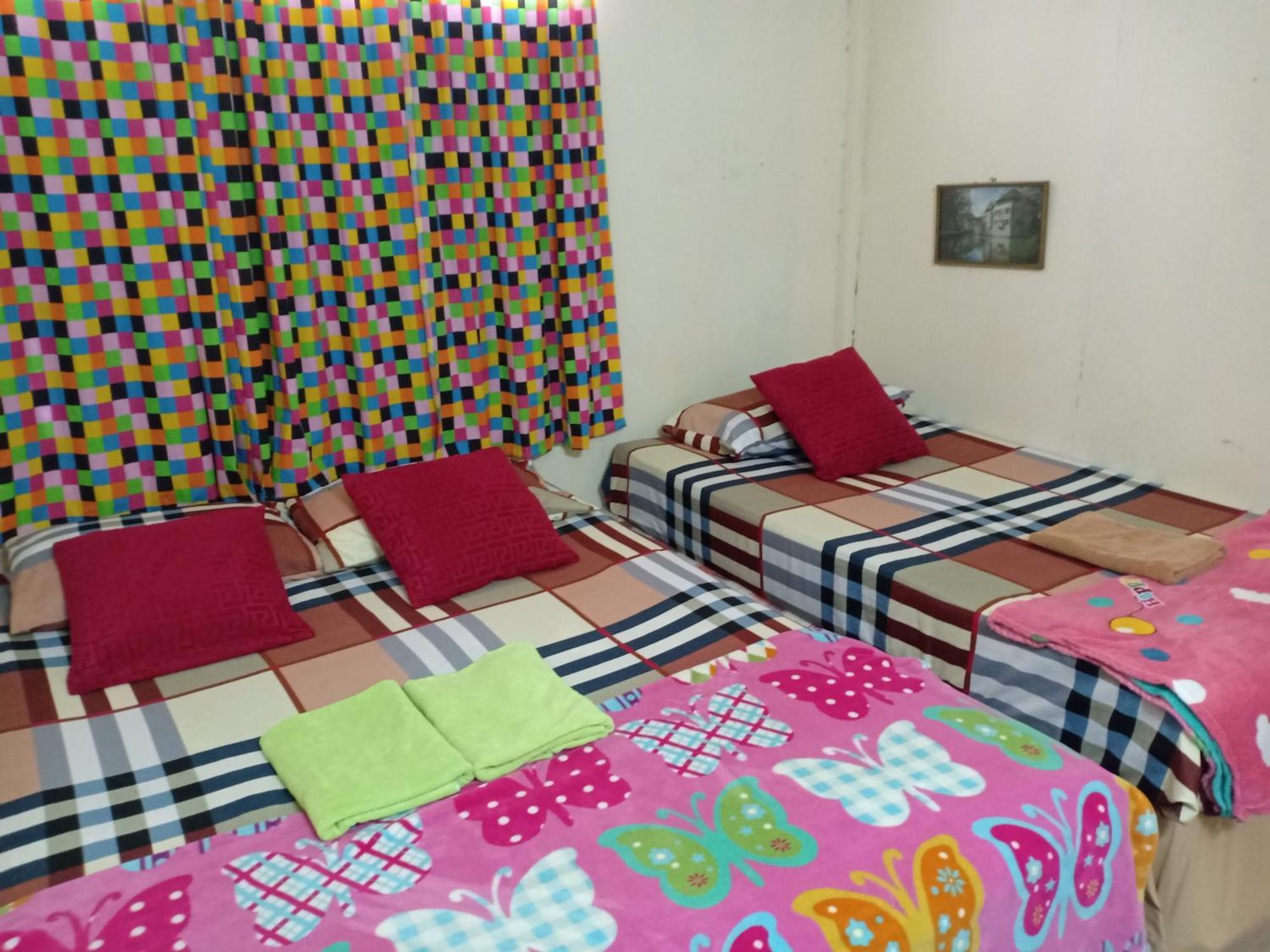 Baanchaokoh Homestay Канчанабури Экстерьер фото