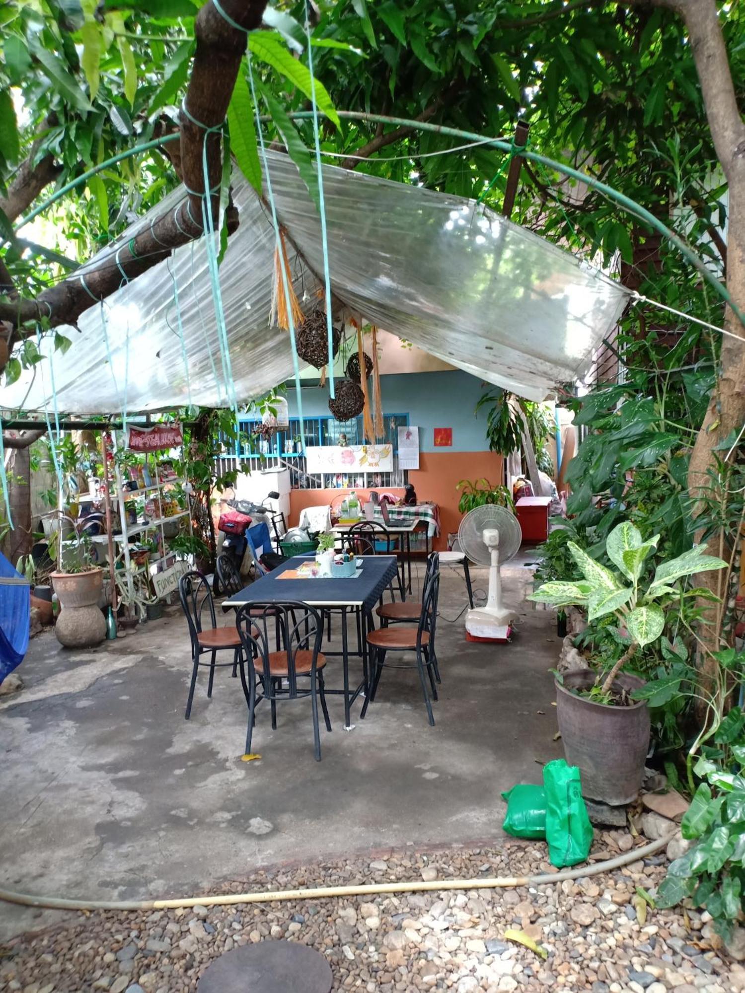 Baanchaokoh Homestay Канчанабури Экстерьер фото